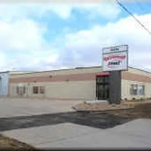 Our showroom is staffed with knowledgeable, informative associates that will help you select the right garage or entry door.