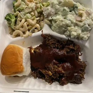 Brisket BBQ, potato salad, max salad, Hawaiian bun