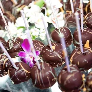 Our award-winning culinary team can dream up fresh, new and beautiful meals or desserts - like yummy brownie pops!