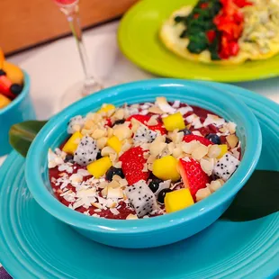 Brazilian Acai Bowl (tropical fruit, candied macadamia nut, coconut chips)