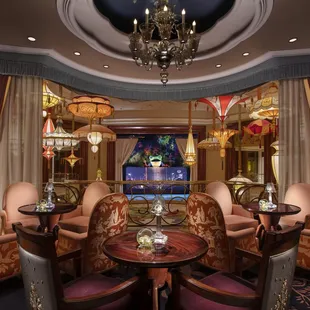 Overlook Lounge, Aperitifs &amp; Spirits at Wynn Las Vegas