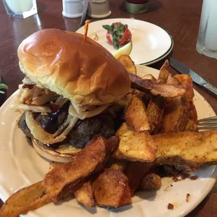 The meatloaf sandwich reminds me of the meatloaf at the Cap City Diner in Columbus.