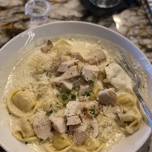 Tortellini Alfredo with chicken