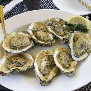 Garlic Parmesan baked oysters appetizer was a tasty starter