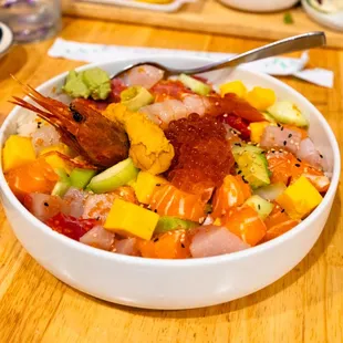 deluxe chirashi bowl