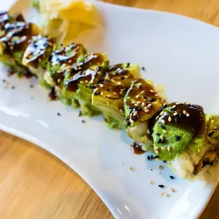 eel and avocado roll