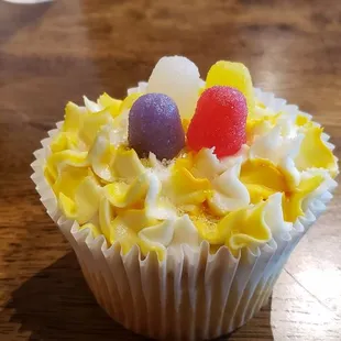 Georgia cupcake-these are decorated to match the season