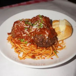Spaghetti and meatballs