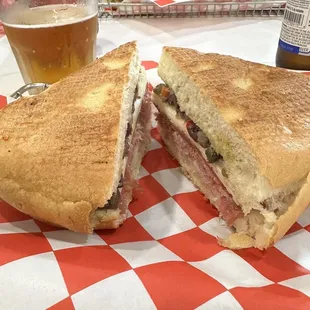 Muffuletta