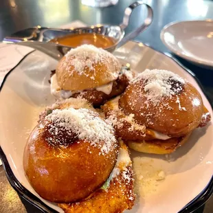 Chicken Parmesan Sliders - so yum!