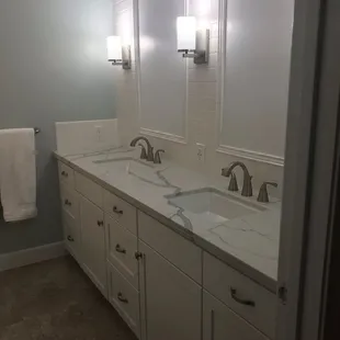 two sinks in a bathroom