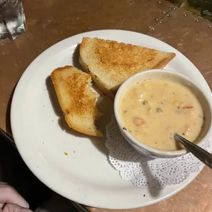 Grilled cheese &amp; soup