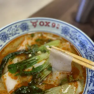 Spicy wide potato noodles