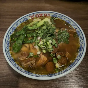 Braised beef noodle