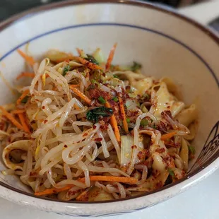 Chili oil noodles