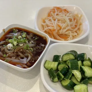 C.2 Mung Bean Noodles with Garlic Sauce