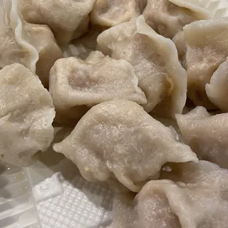 H.2 Pork Dumpling with Pork & Green Chives