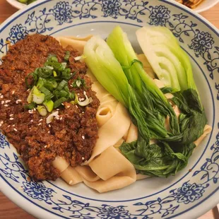 Minced Pork Noodles