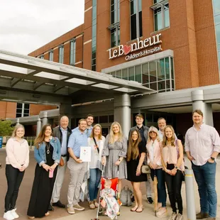 Oxbeau and GenTeal toured LeBonheur and visited the new Open Space https://www.lebonheur.org/news/le-bonheur-children-s-breaks-ground-