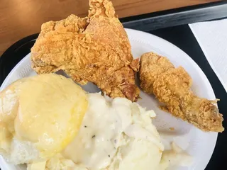 Connie’s Chicken 