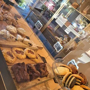 So many delicious pastries