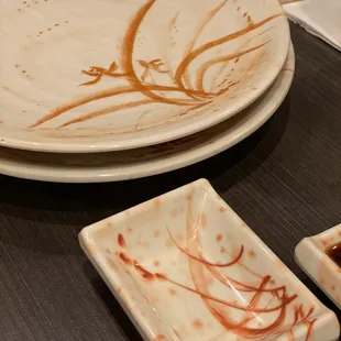 Strange dish pattern. Made me think of ketchup all over my plates.