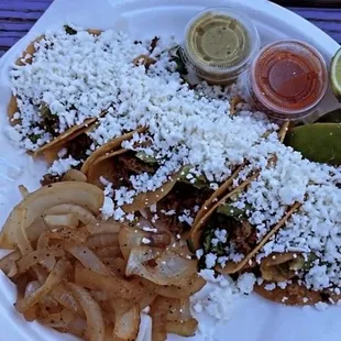 Street Mini Tacos  y Frijoles Charros