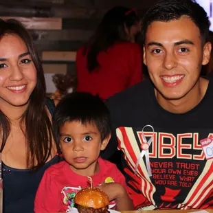 Ariel and Oscar with Elijah and the Hell Paso slider