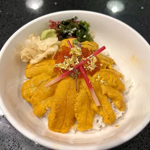 Oyishi special Uni Don