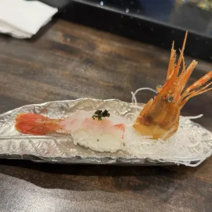 Amaebi nigiri
