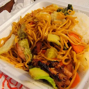 Chicken Yakisoba