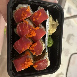 Tuna Fantastic Special Roll. 10000/10!!!