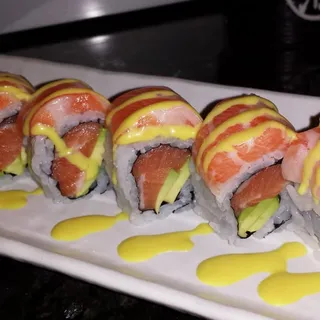 Double Salmon Roll