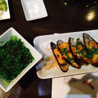 Baked Green Mussels