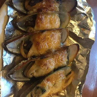 Baked Green Mussels