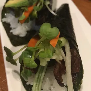 Salmon Skin Roll
