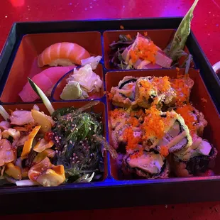 Sushi sampler