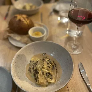 Cabbage with beet bread