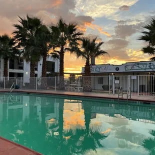 And stay at the Ramada by Wyndham, Kingman just down the street.  You'll never want to leave this combination.