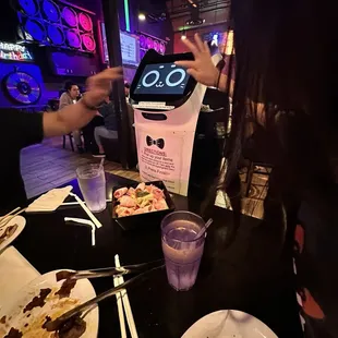 sushi and sashimi, interior