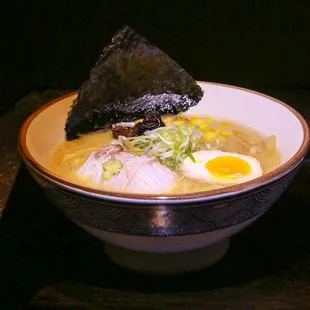 ramen and noodles, noodle dish, noodles, noodle soup, food, ramen