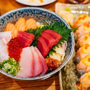 Chirashi &amp; Hanabi Rolll