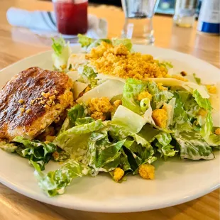 Southern Caesar salad with chicken