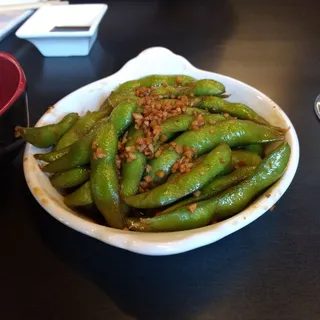Spicy Garlic Edamame