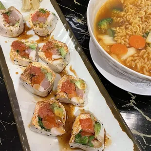 Oxen Flower Roll, Plain Ramen (Spicy)