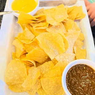 CHIPS &amp; SALSA with queso!