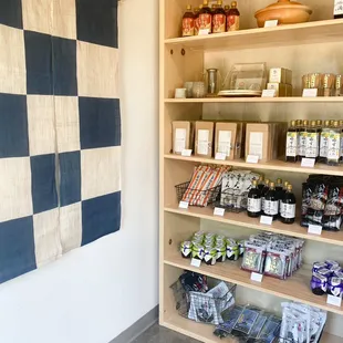 Market shelf