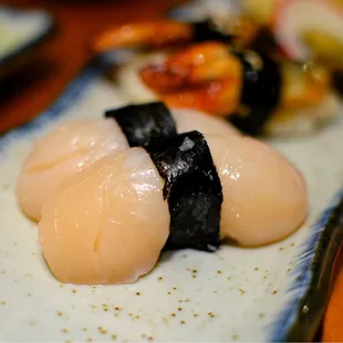 Hotate Nigiri