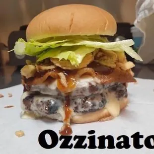 Ozzinator 2-1/3lb Angus beef patties AND bacon!