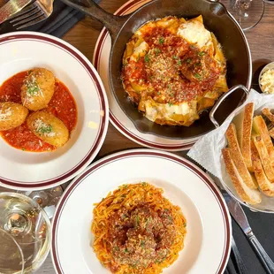 Ozzie&apos;s Good Eats